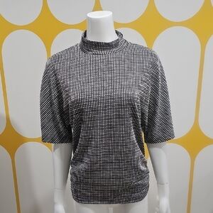 Classic Capsule Wardrobe Black/ White Checked KnitTop Short Sleeve Size L Office